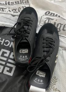 Onitsuka Tiger Black Sneakers *FIRST COPY*