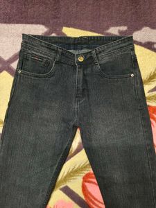 Calvin Klein Jeans - Premium Denim
