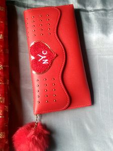 Saaree Gifting