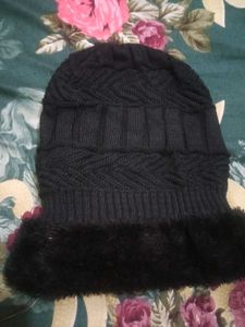 Cozy Black Winter Beanie with Fur Trim