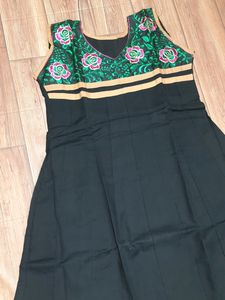 Anarkali Kurti With Selves  Material Fancy 🛍