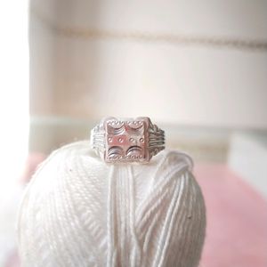 Man's 925 Hallmark Silver Casting Ring