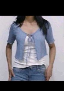 Cropped tie up top