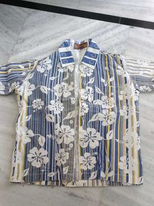 Hawaiian Floral Print Shirt