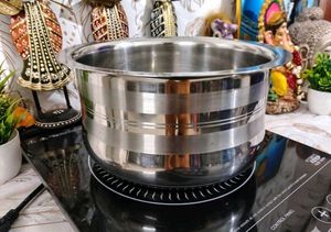 Stainless Steel Cooking Pot with lid