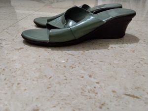Stylish Flat Sandals