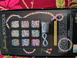 Craft Charms &amp; Embellishments Kit