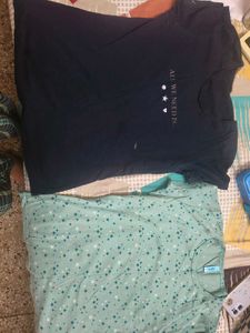 Beautiful women t shirt in L 40 size