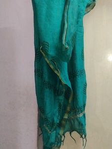 Beautiful Teal Dupatta with Leaf Print