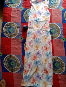 Chic Floral Ruched Midi Dress