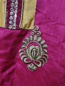 Embroidered Pink Kurta