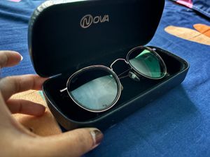 Nova Stylish Oval Sunglasses For Unisex