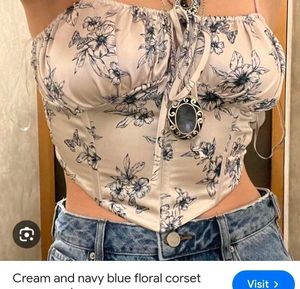 Cream Floral Corset 🦋🦋