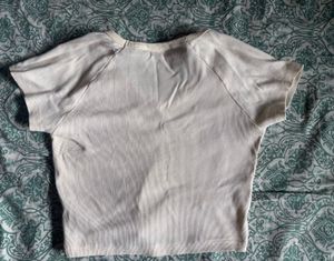 Cream V-Neck Ribbed Cropped Top