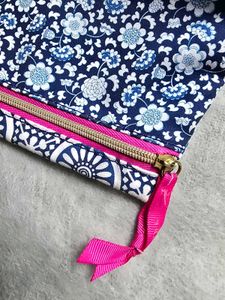 Estee Lauder Cosmetic Pouch