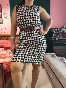 Houndstooth Sleeveless Dress