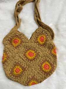Crocheted bag with lining inside