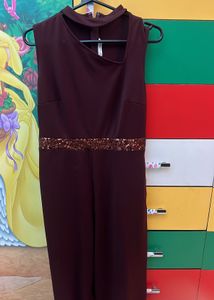 Elegant Maroon Cut-Out Neckline Dress