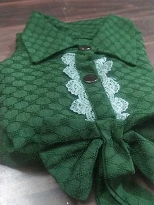 Charming Green Textured top with Bow