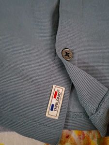 Men's Short Sleeve Button-Up Shirt