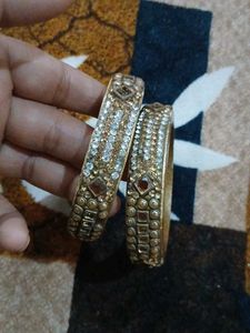 Exquisite Stone-Studded Bangle Pair