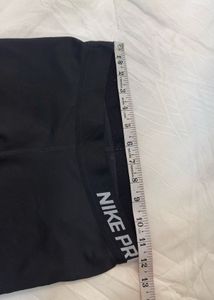 Nike Pro Women's Capris