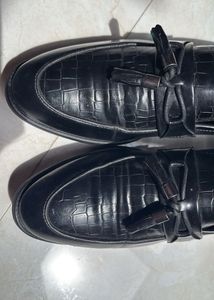 unisex Black Loafers