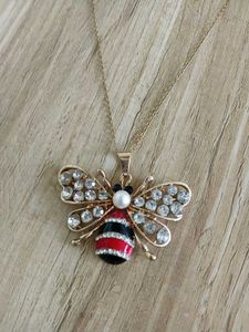 Gold Bee Pendant Necklace 🐝✨ | Rhinestone / Cute