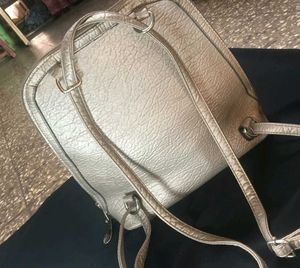Bronze Stylish handbags – Multi Pocket Design