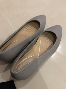 Easy Spirit Grey Pointed Toe Flats