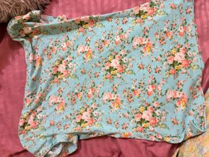 shein Cute Floral Print T-Shirt