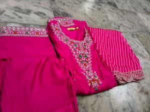 Beautiful Pink Embroidered Kurta Set