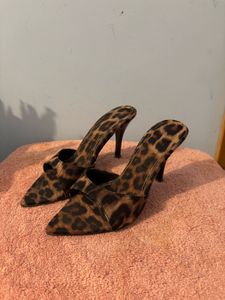 Leopard Print Pointed Heels