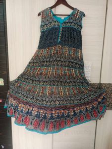 Festive sleevless anarkali kurti