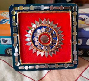 17=HANDMADE MIRROR LIPPAN ART