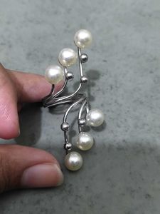 Unique Pearl &amp; Silver Tone Ring