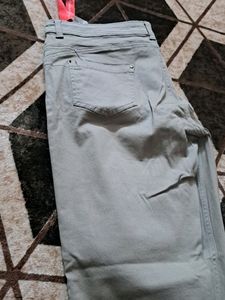 Unused And Untouched Size 34