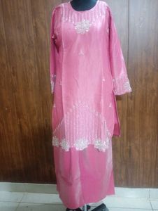 Elegant Pink Kurta Set with Sequins