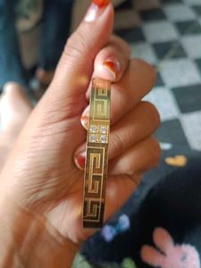 Gold-toned Bangle Bracelet