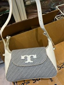 Classic Tory Burch Shoulder Bag
