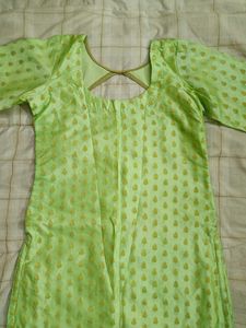Vibrant Green Kurta with Gold Print
