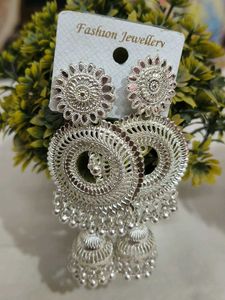 Combo of 2 pair new earings