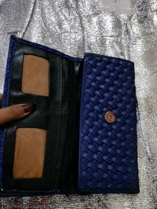 Navy Blue 💙 Clutch