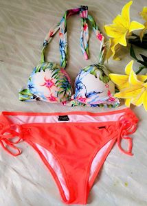 Very Sexy And Beautiful Floral Bikni Set