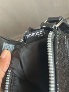 H&amp;M black baguette shoulder bag