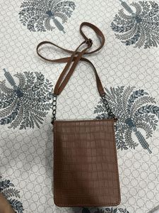 Brown Faux Leather Croc Texture Crossbody Bag
