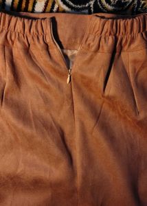 Saleeee🎉🎉 Nude Pink Suede Skirt with Belt Detail
