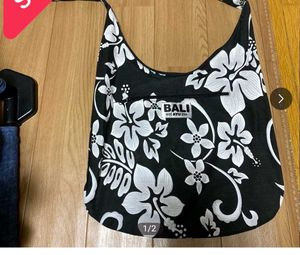 Hawaiian Floral Shoulder Bag