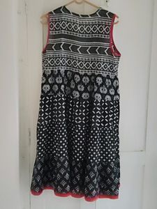 Beautiful Blank And White Anarkali Kurta