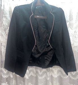 Stylish Black Blazer